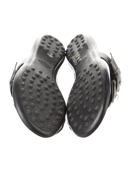 Tod's Leather Lasercut Accents Slides