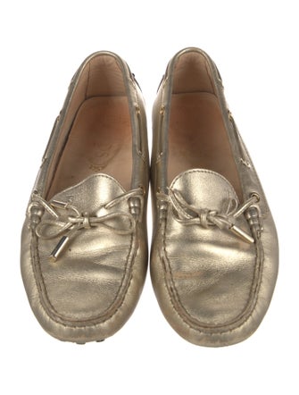 Tod's Leather Bow Accents Loafers