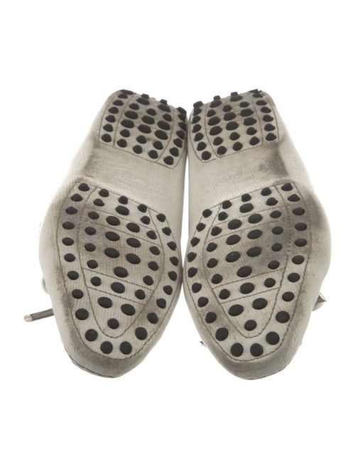 Tod's Leather Bow Accents Moccasins