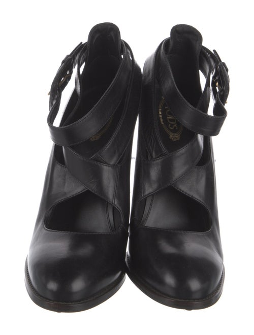 Tod's Leather Pumps
