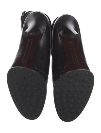 Tod's Leather Pumps