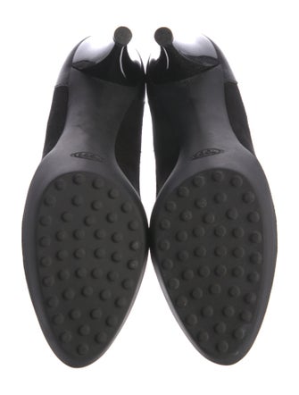 Tod's Suede Pumps