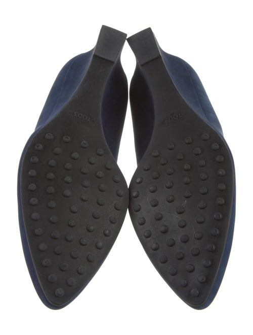 Tod's Suede Pumps