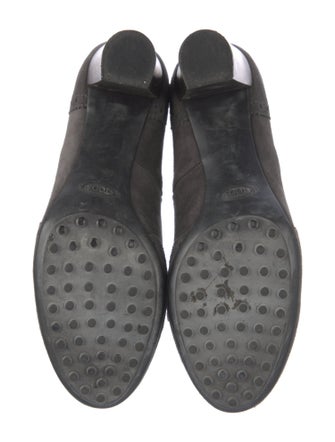 Tod's Suede Tassel Accents Pumps