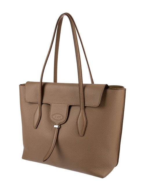Tod's Leather Shoulder Bag