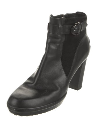 Tod's Leather Boots