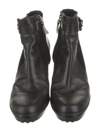 Tod's Leather Boots