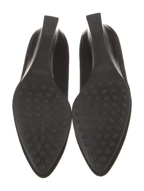 Tod's Suede Pumps