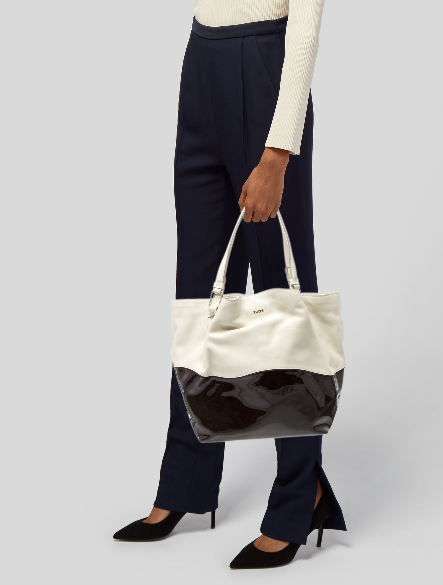 Tod's Patent Leather Shoulder Bag