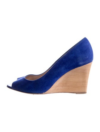 Tod's Suede Pumps