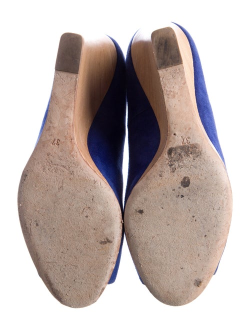 Tod's Suede Pumps