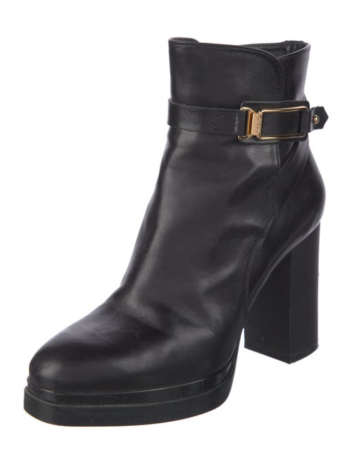 Tod's Leather Boots