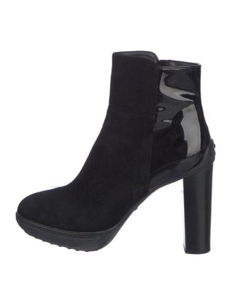 Tod's Suede Boots