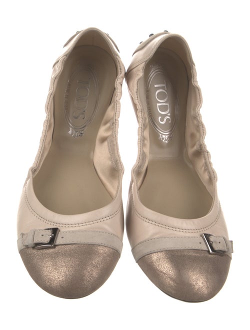 Tod's Leather Flats