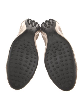 Tod's Leather Flats