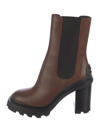 Tod's Leather Chelsea Boots