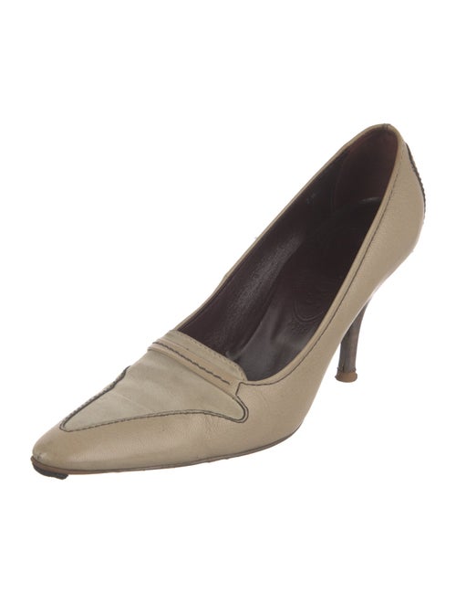 Tod's Leather Pumps