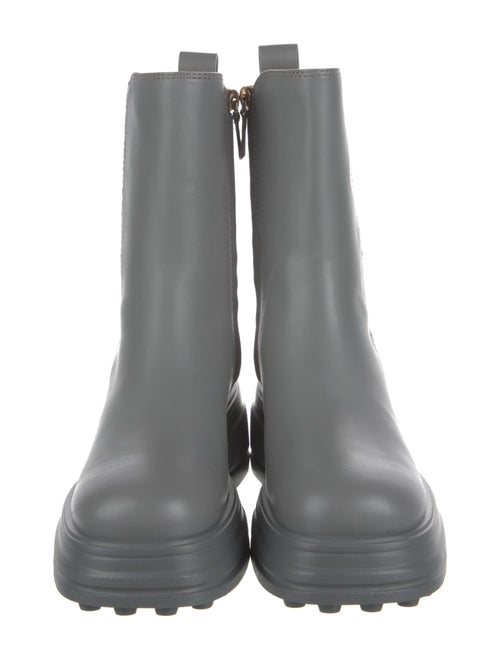 Tod's Leather Boots