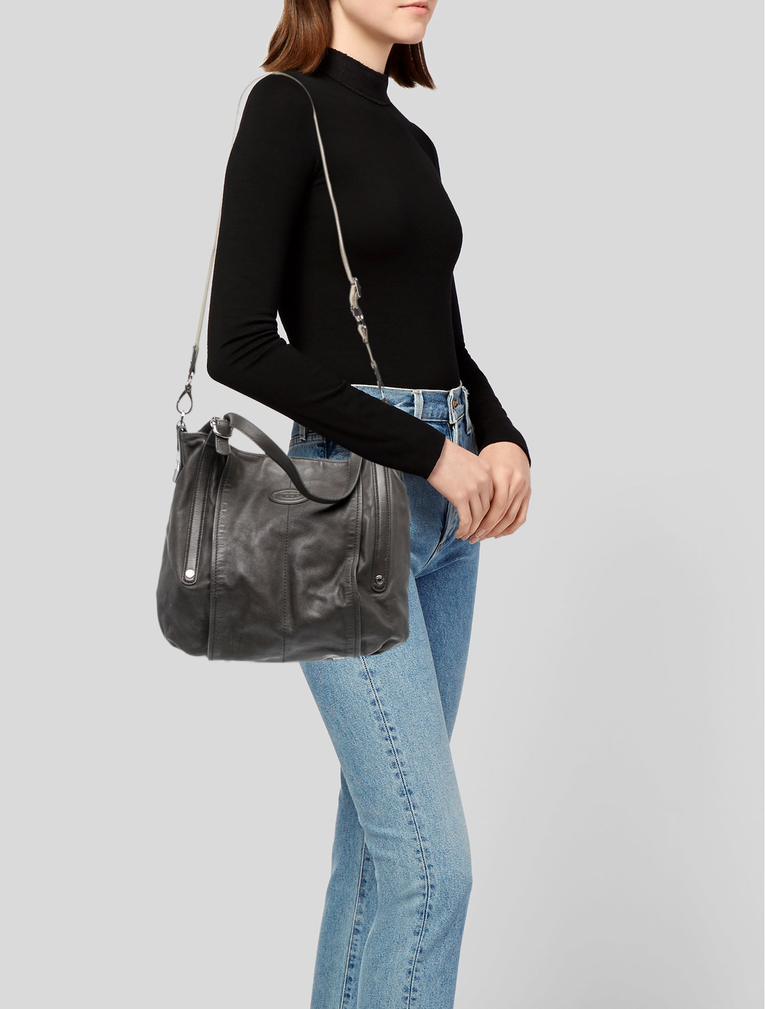 Tod's Leather Shoulder Bag