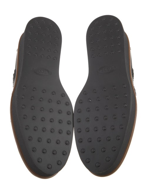 Tod's Leather Scalloped Accent Oxfords