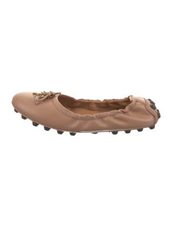 Tod's Leather Chain-Link Accents Ballet Flats