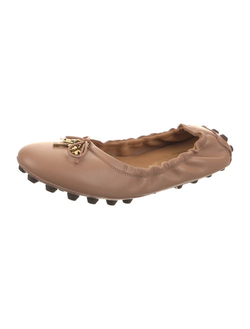 Tod's Leather Chain-Link Accents Ballet Flats
