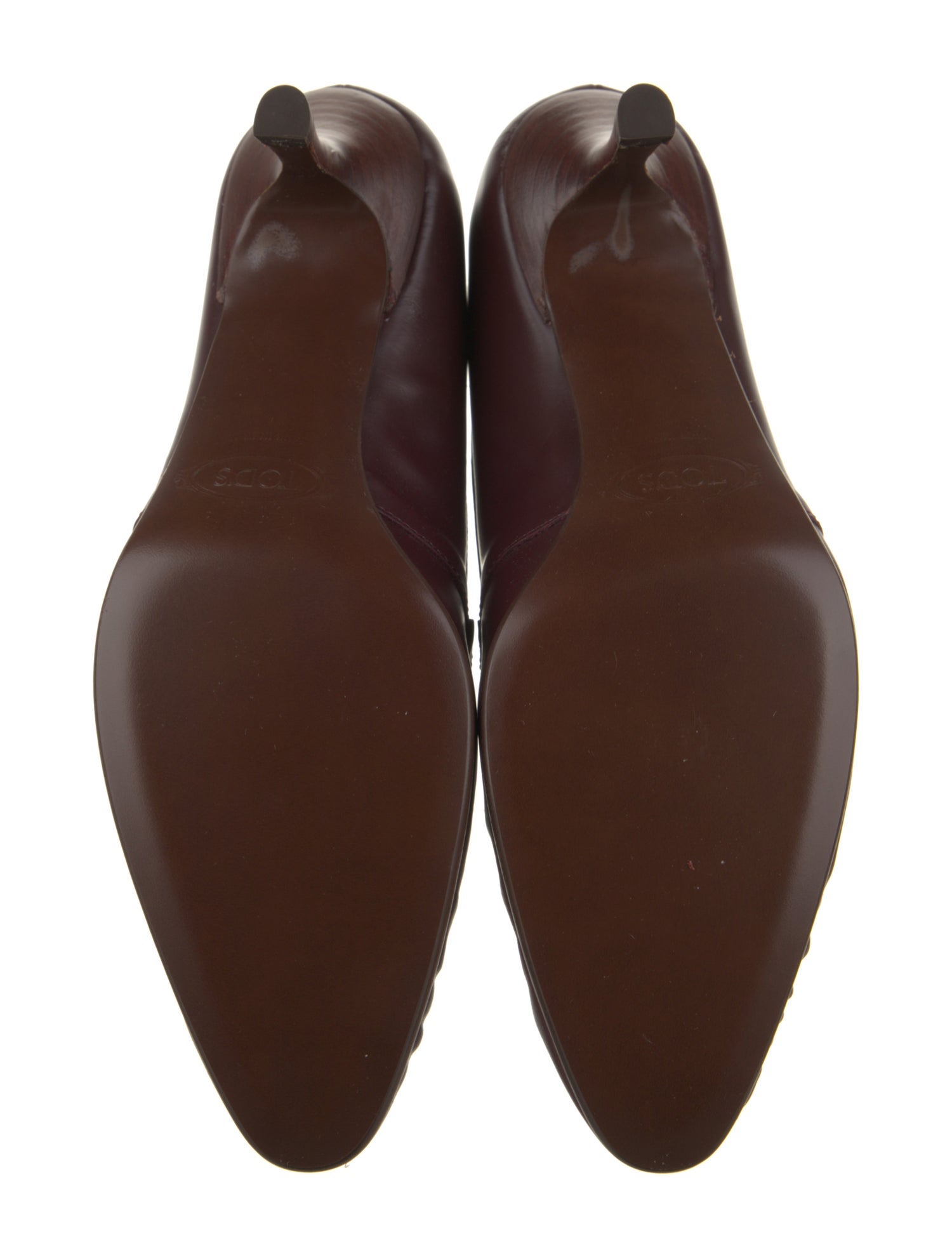 Tod's Leather Chain-Link Accents Pumps