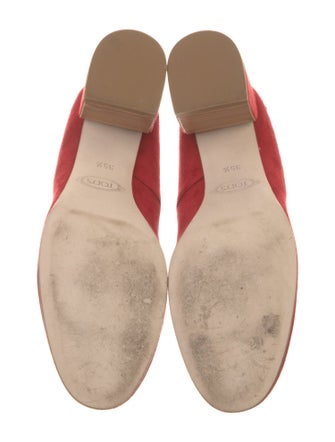 Tod's Suede Pumps