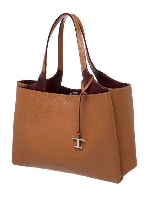 Tod's Leather Shoulder Bag
