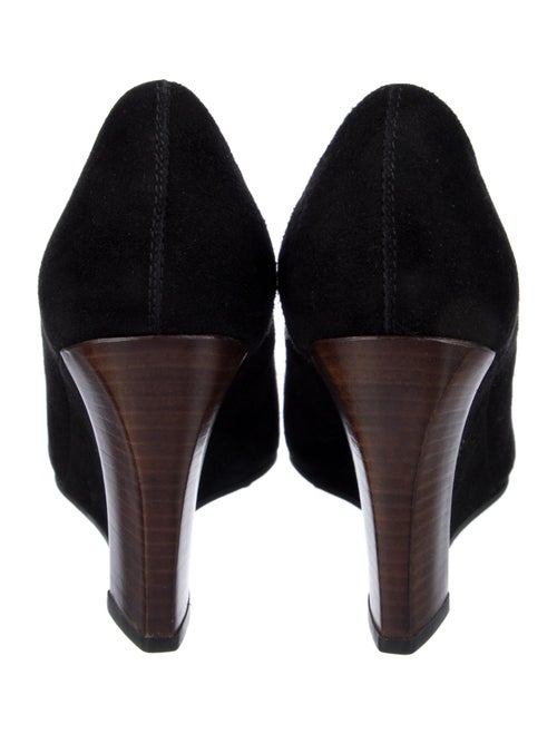 Tod's Suede Pumps