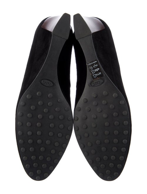 Tod's Suede Pumps