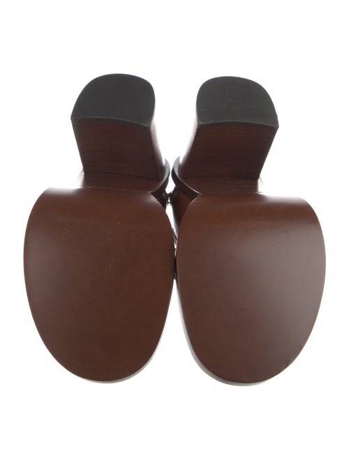 Tod's Leather Whipstitch Trim Pumps