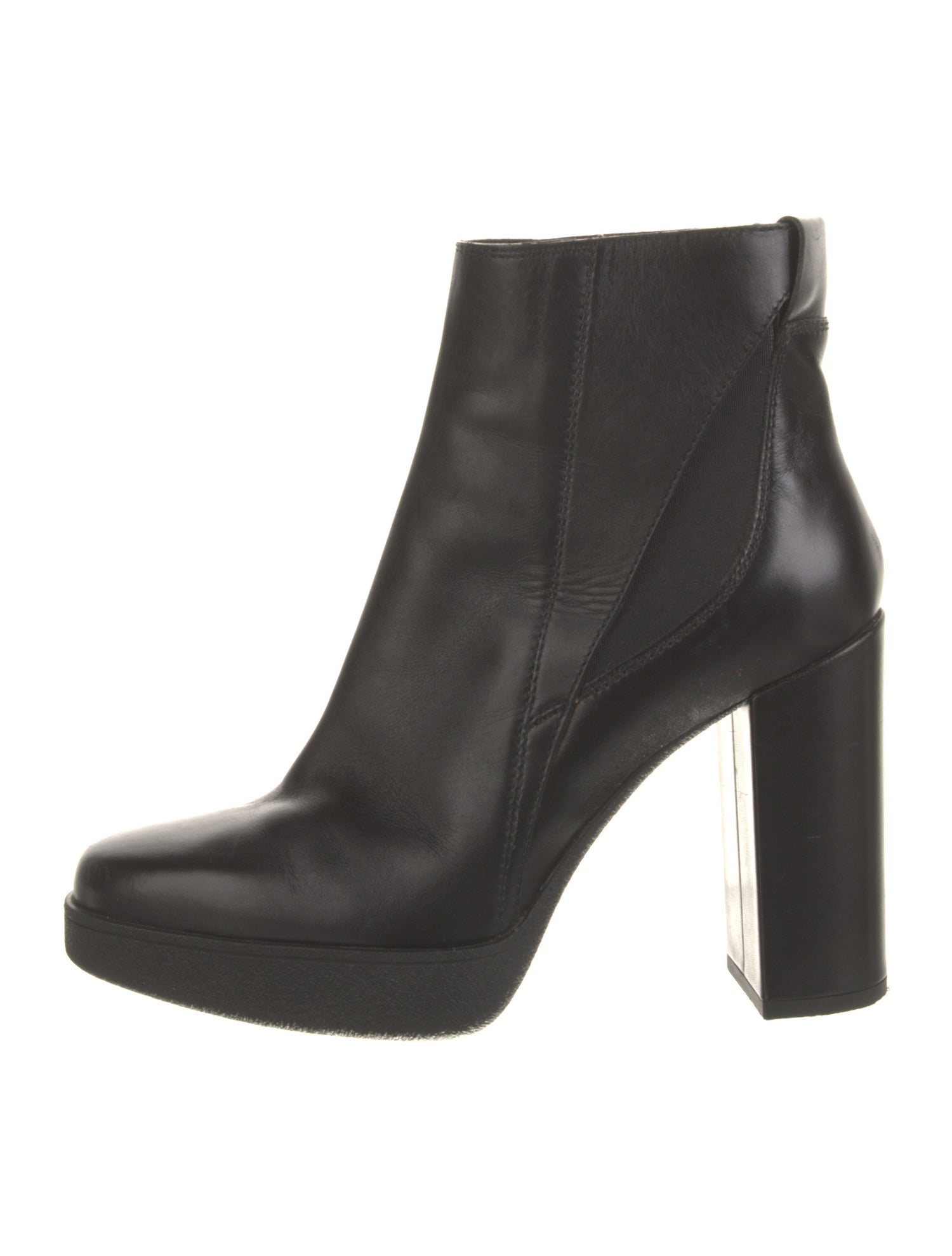 Tod's Leather Chelsea Boots