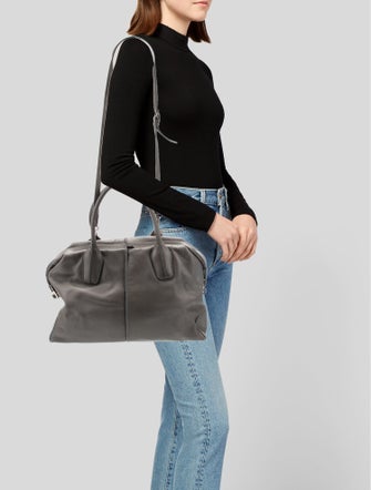 Tod's Leather Shoulder Bag