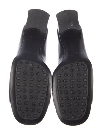 Tod's Leather Pumps