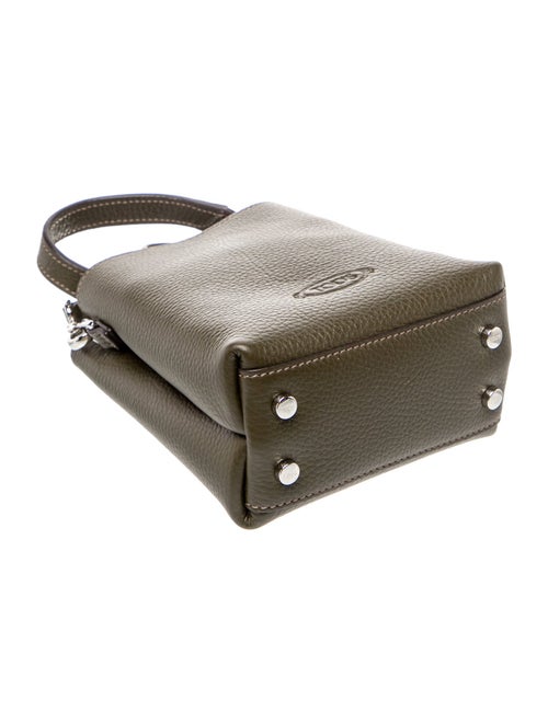 Tod's Leather Shoulder Bag