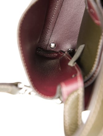 Tod's Leather Shoulder Bag