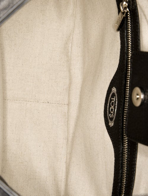 Tod's Leather Shoulder Bag