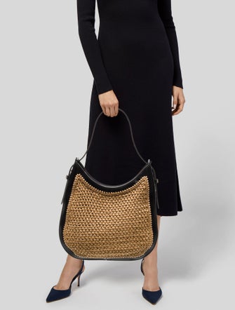 Tod's Leather Shoulder Bag