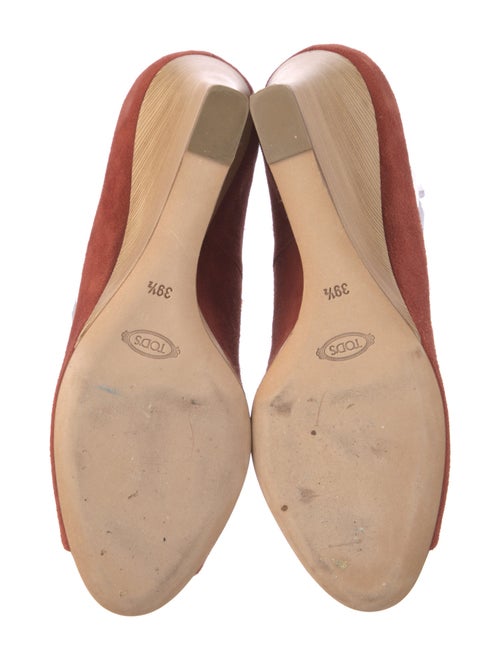 Tod's Suede Pumps