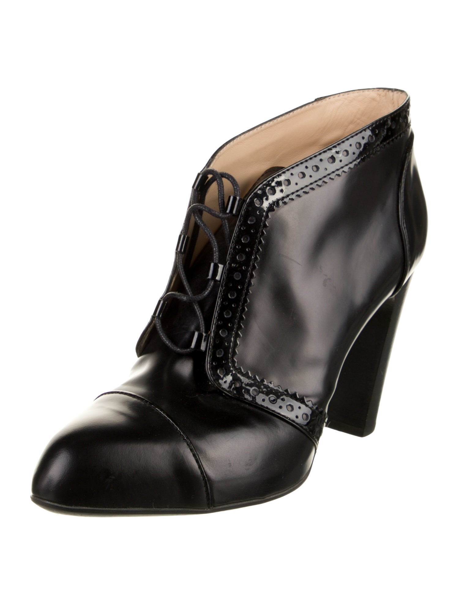 Tod's Leather Tassel Accents Lace-Up Boots