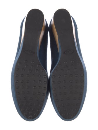 Tod's Suede Pumps