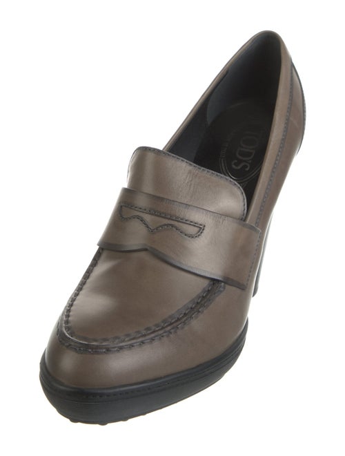 Tod's Leather Pumps