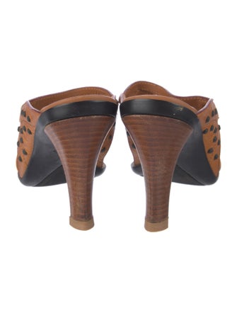 Tod's Leather Slides