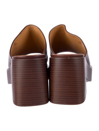 Tod's Leather Slides