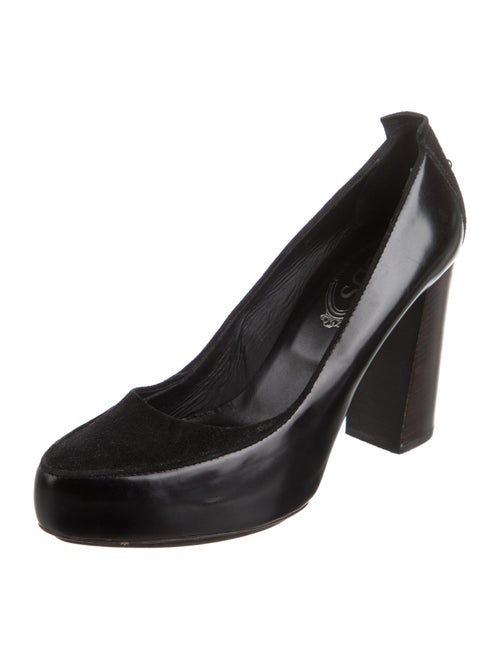 Tod's Leather Studded Accents Pumps