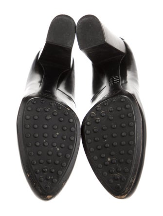 Tod's Leather Studded Accents Pumps