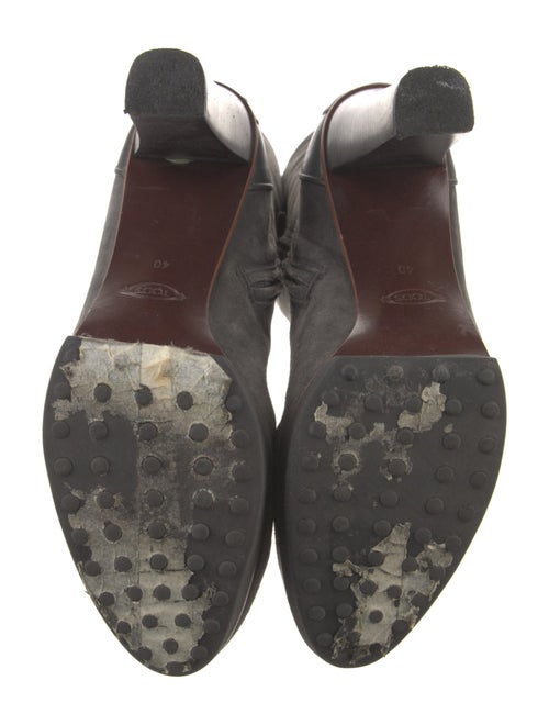 Tod's Suede Boots