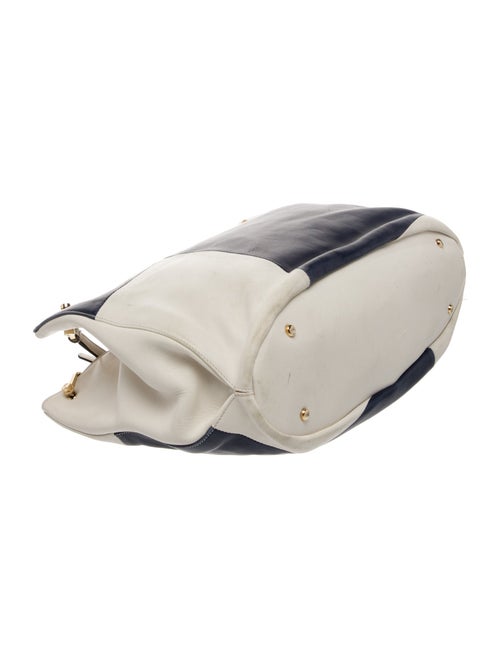 Tod's Leather Shoulder Bag