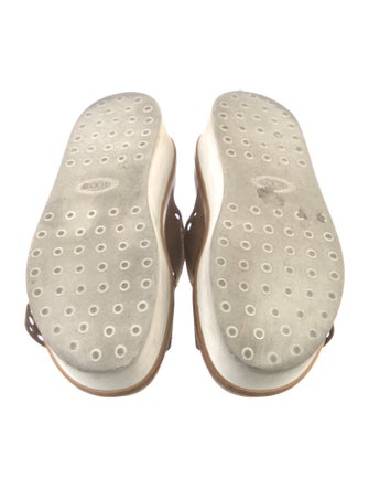 Tod's Leather Lasercut Accents Slides